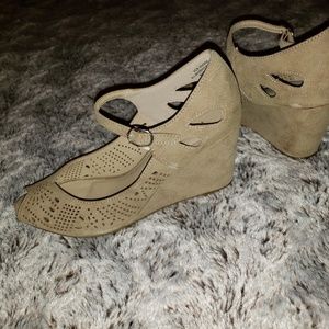 Nicole Wedge heels peep toe